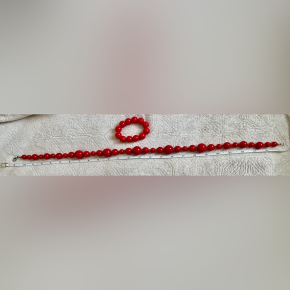 Lane Bryant Candy Apple Red Large Bead Necklace and Bracelet Set - Picture 2 of 2